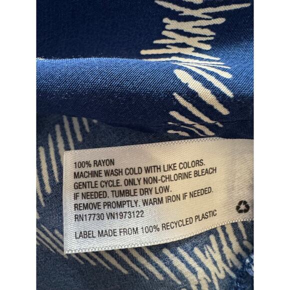 Ava & Viv Blue Abstract Print Bias-Cut Skirt - Size 3XL - Picture 5 of 5